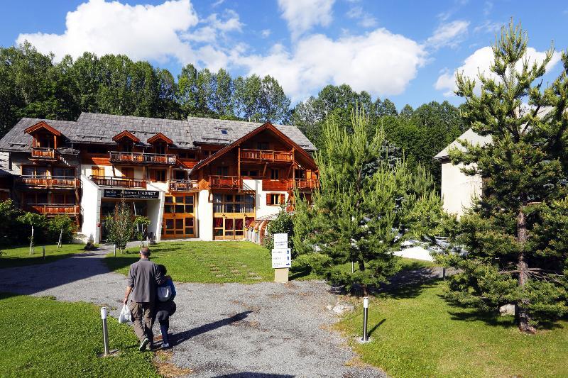 Résidence Néméa L'Adret Saint-Chaffrey Exterior foto